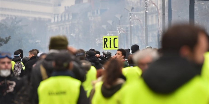 ' Gilets jaunes ' : l'urgence démocratique commence par le bas